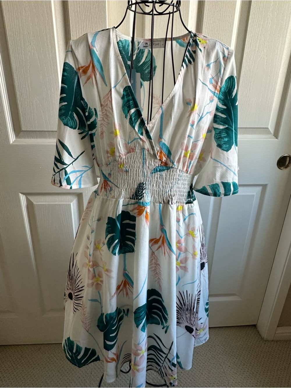 NWT Cupshe Teal and Aqua Tropical Leaf Wrap Dress